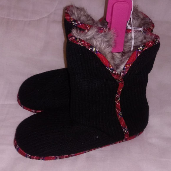Issac Mizrahi Slipper Boots - Picture 3 of 10
